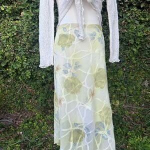 ✨delicate mesh floral asymmetrical maxi skirt